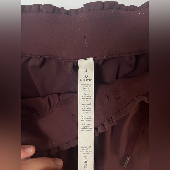 Lululemon Stretch 7/8 Pant | Size 8 - Picture 5 of 7